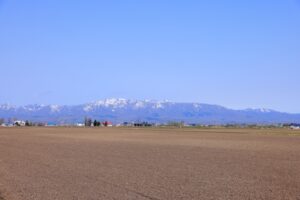 美唄市から見たピンネシリ山