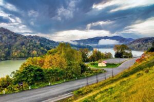 三笠市の桂沢湖